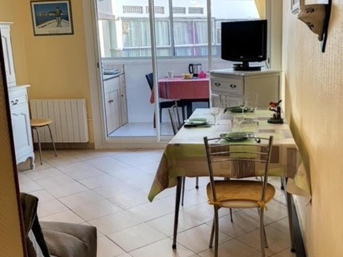 Appartement 2 Etoiles Proche Du Stade Et Des Thermes A Balaruc-Les-Bains, Avec Parking Et Balcon Ferme - Fr-1-503-84 Ngoại thất bức ảnh