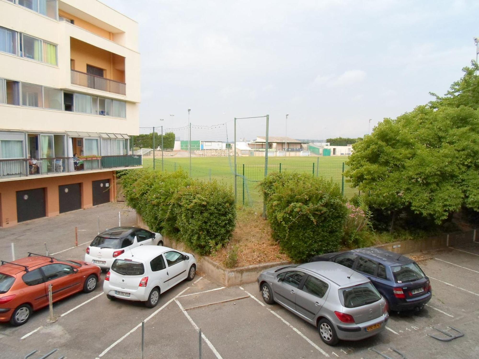 Appartement 2 Etoiles Proche Du Stade Et Des Thermes A Balaruc-Les-Bains, Avec Parking Et Balcon Ferme - Fr-1-503-84 Ngoại thất bức ảnh